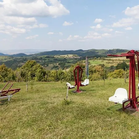 Balkana Village بيت خشبي Kalaydzhii