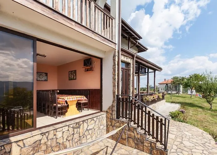 Balkana Village Jaktstuga *