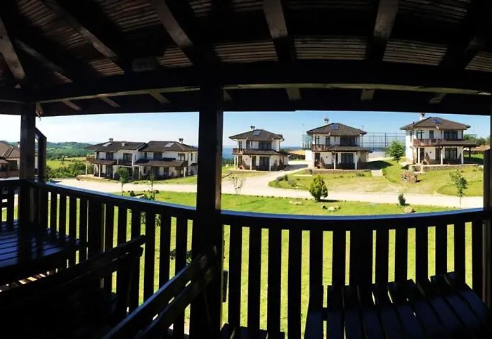 Jaktstuga Balkana Village